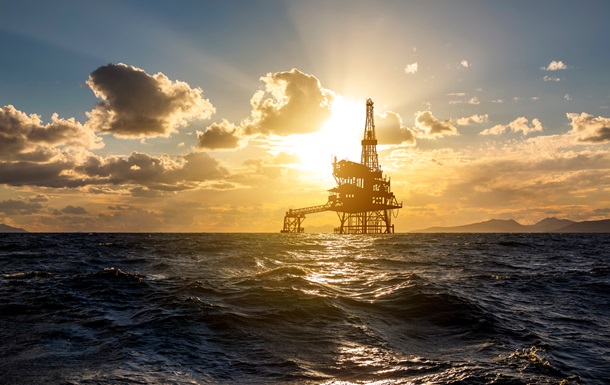 Нафта Brent знову перевищила $100 за барель