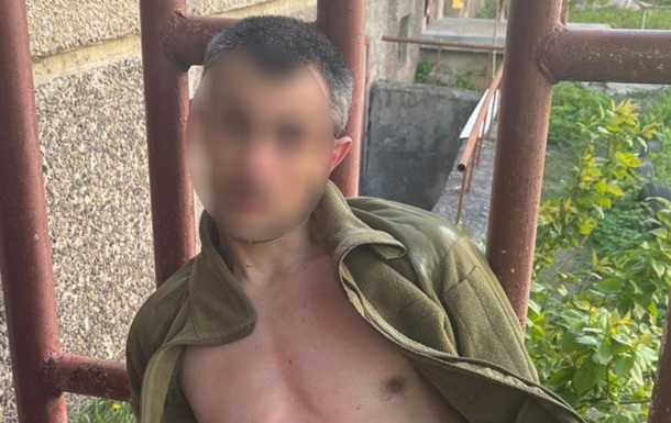 Во Львове задержали мужчину за стрельбу в многоэтажном доме