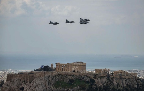 Франция предложит Греции передать Украине все истребители Mirage - СМИ