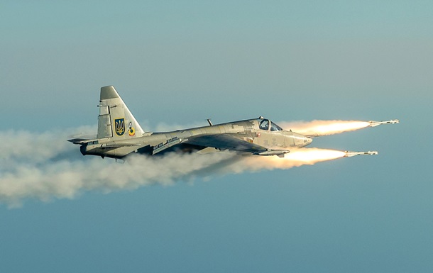 Россия атаковала Украину дронами, есть  прилеты 