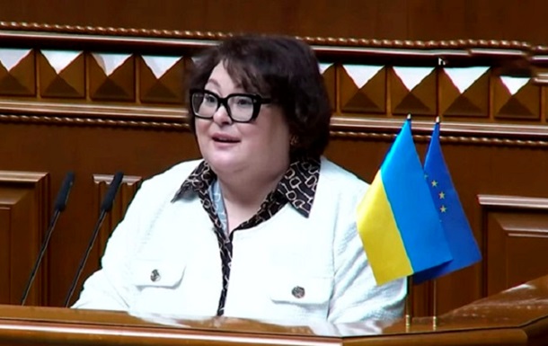 Депутат от Слуги народа принесла присягу в Раде