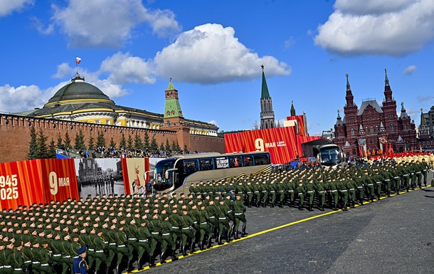 Парад 9 мая: почему Путин не хочет техники