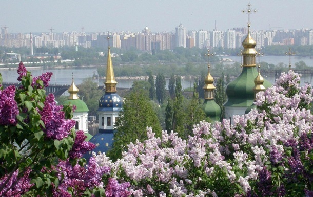 Опрос показал отношение украинцев к майским праздникам