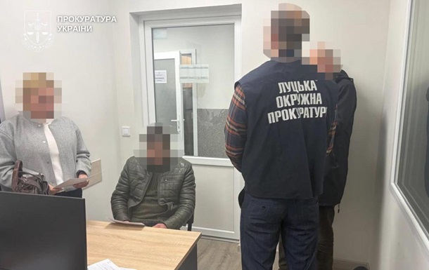 У Луцьку затримали посадовця міськради на хабарі у $30 тис.