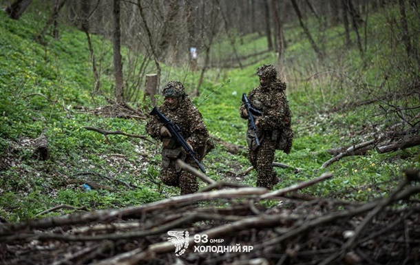 Зірване перемир'я: армія РФ атакує на 11 напрямках
