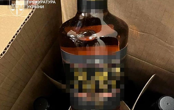 Викрито контрабанду алкоголю, який ввозили під виглядом дипвантажу