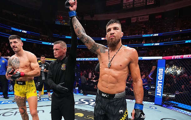 Амосов здобув другу перемогу в UFC
