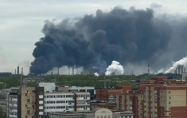 На ключовому меткомбінаті РФ спалахнула пожежа