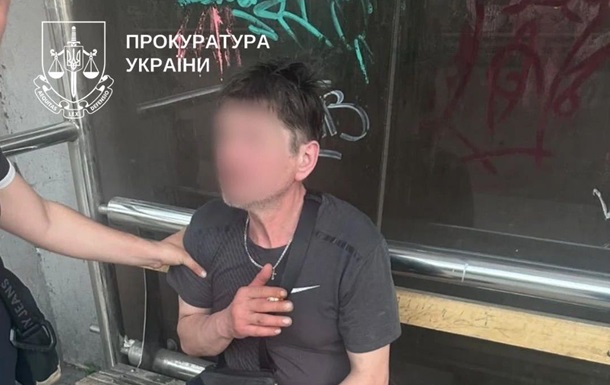 Киевлянин развращал ребенка в туалете больницы