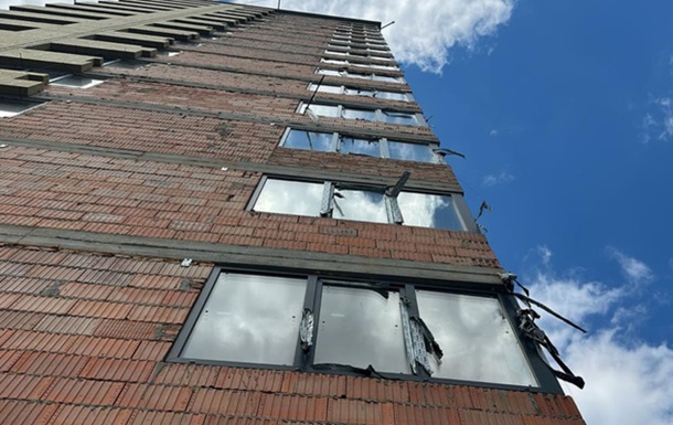 У Львові троє будівельників впали з 15-го поверху й загинули