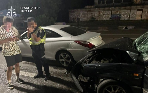 В Киеве сел в тюрьму водитель, который сбил нацгвардейца на блокпосту