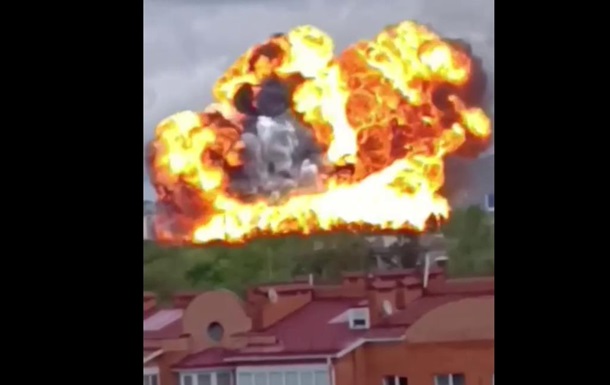У російському П'ятигорську вибух знищив АЗС