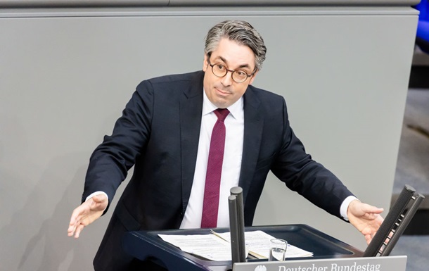 Німеччина заявила про остаточну відмову від російських енергоносіїв