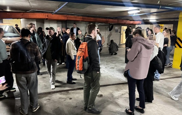 У Литві оголошували повітряну тривогу: люди ховалися в укриттях