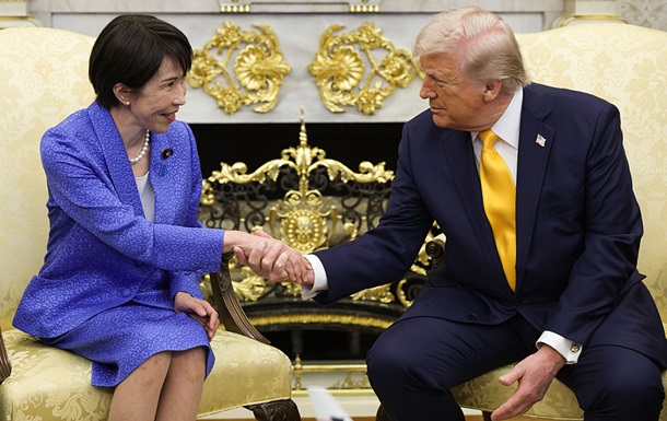 Трамп став на захист прем’єрки Японії перед Сі - ЗМІ