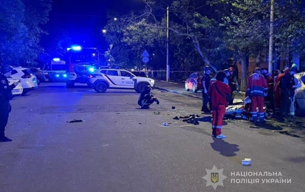 В Одессе взорвался автомобиль с людьми: СБУ подозревает теракт