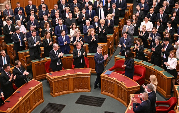 Парламент Угорщини скасував вихід із МКС