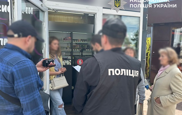 У Києві викрили схему збуту вейпів та іншої контрафактної продукції