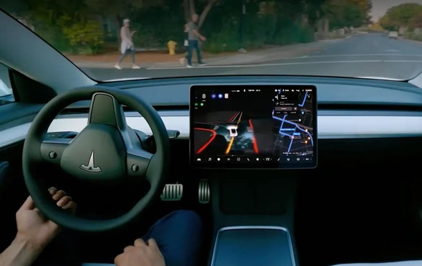 Сотрудники Tesla не доверяют автопилоту компании - Reuters