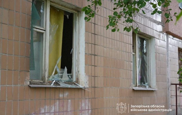 В Запорожье под ударом промышленные объекты, есть раненые