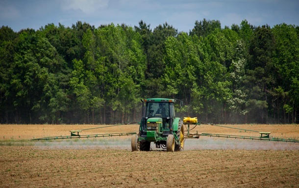 Украинские аграрии засеяли 97% площадей зерновых культур