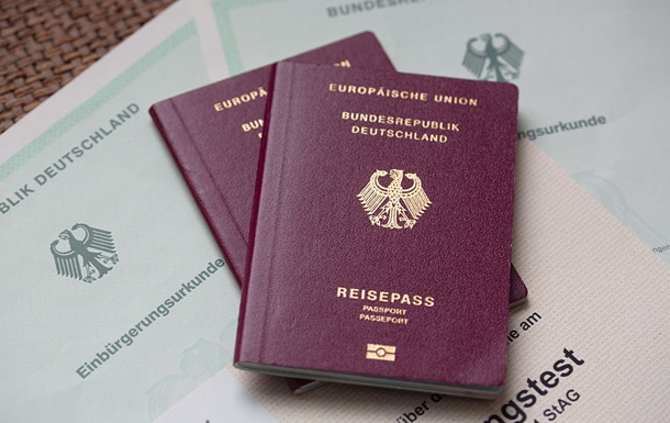 Німеччина оновила рекорд за кількістю виданих паспортів