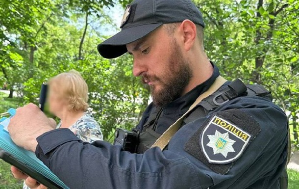В Киеве мужчина выбросил собаку с шестого этажа