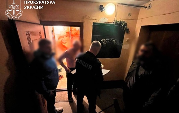 На Прикарпатті затримали чоловіка за сексуальне насильство над дітьми