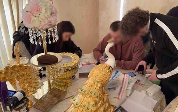 В Киеве будут судить  магов , которые обманули семьи погибших воинов