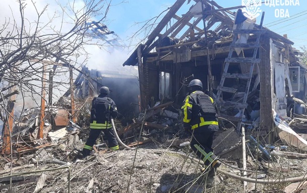 Ракета влучила у приватний сектор на Одещині
