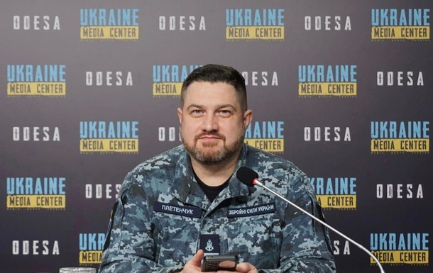 Росіяни почали маскувати цистерни під молоковози - ВМС