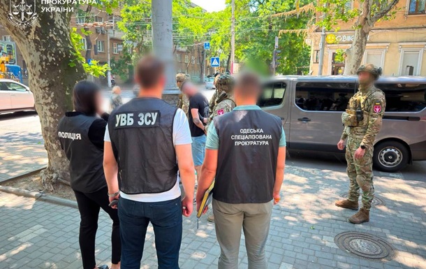 В Одессе офицер за 23 тысячи долларов обещал признать непригодным к службе