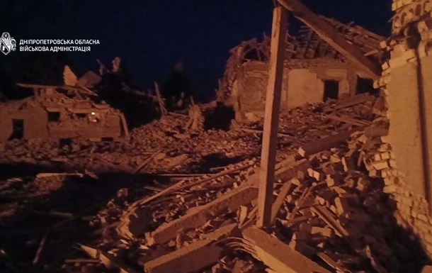 Росіяни вдарили по Дніпропетровщині: є загибла та дев’ятеро поранених