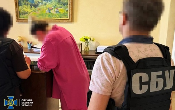 Викрито мільйонну оборудку ексміністра часів Януковича та його спільників