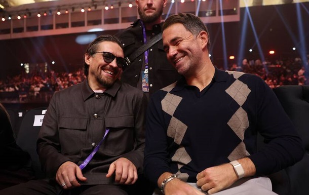 Відомий промоутер висловився про відмову Усика від чемпіонських титулів