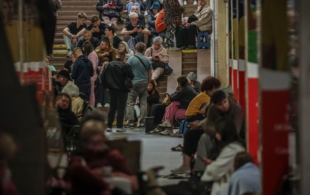 Метро Києва засекретило відомості про місткість підземки як укриття