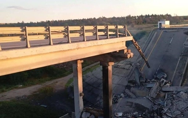 ВСУ разрушили еще один важный для оккупантов мост