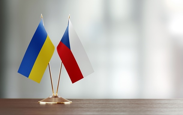 У Чехії закрили справу щодо  контрабанди  дронів до України