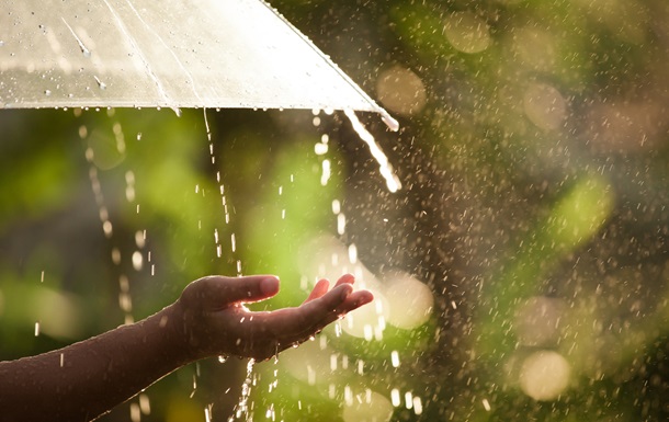 Україну накриють дощі та грози - місцями з градом і шквалами