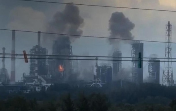 Генштаб подтвердил удар по НПЗ в Омске