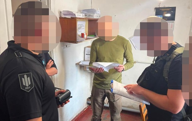 В Кременчуці у ТЦК чоловіка забили до смерті