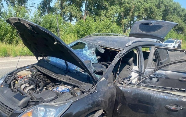 FPV-дрон атаковал автомобиль на Запорожье: есть погибшая и раненый