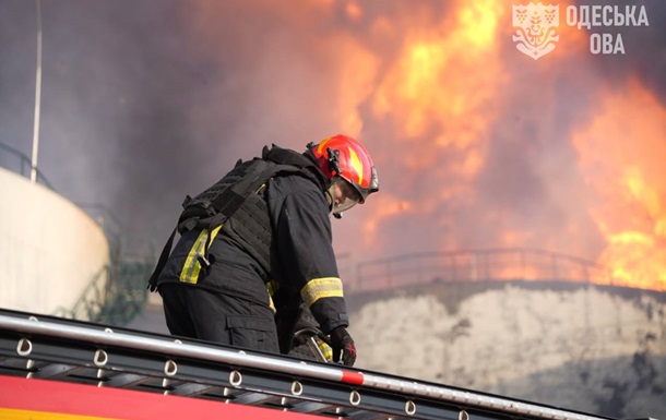 Image 8: В Одесі черговий ракетний удар, є загибла і поранені