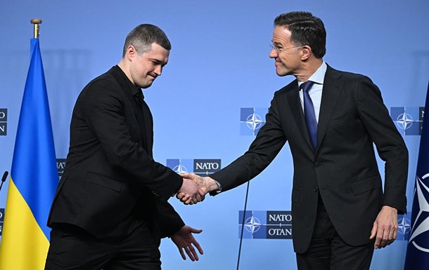 Генсек НАТО відреагував на звільнення Федорова