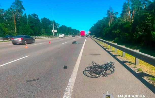 В Киеве в ДТП погиб несовершеннолетний велосипедист