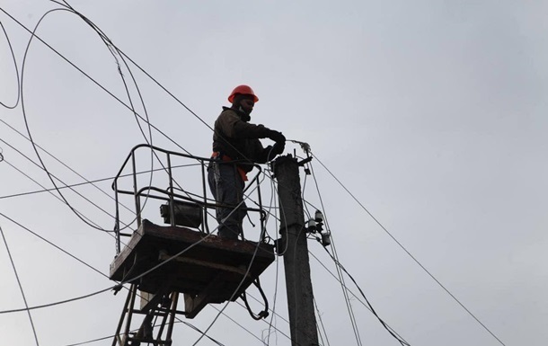 Зафіксовано знеструмлення у трьох областях через російські обстріли