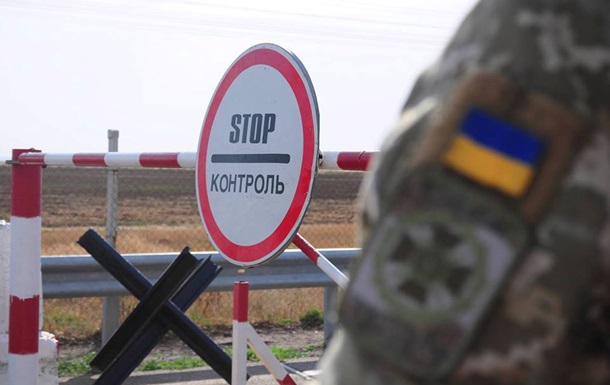 В Чернигове на блокпосту пытались передать взрывчатку в бургере