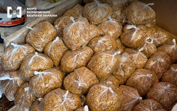 Нелегальный цех под Винницей: изъято 2,5 тонны табака