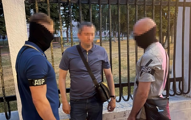 Підкуп НАЗК: арештували начальника Держгеокадастру на Львівщині