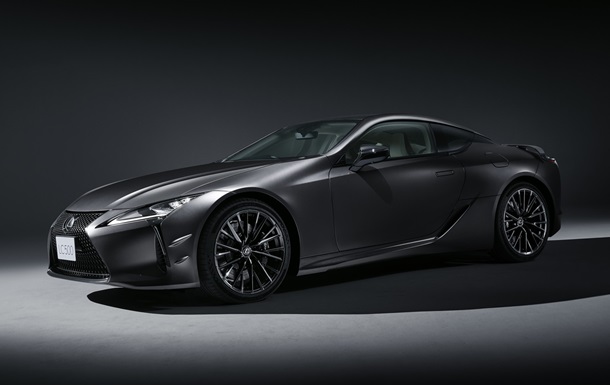 Lexus представила прощальну версію купе LC